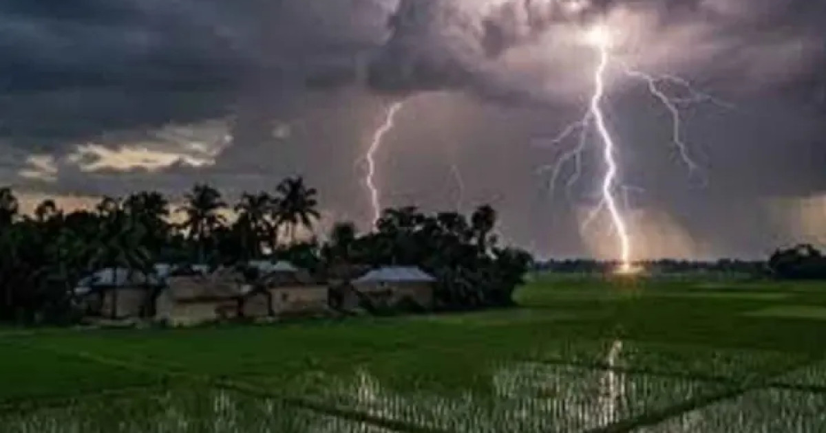 নওগাঁয় ঝড়-বৃষ্টির মধ্যে বজ্রপাতে প্রাণ গেল ৮ বছরের শিশুর