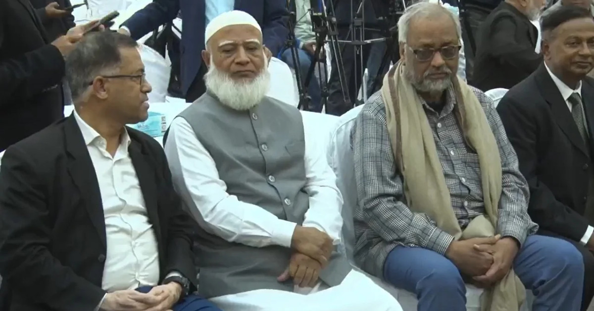 সেনাবাহিনী প্রফেশনাল হলে দুনিয়া সম্মান করতে বাধ্য হবে: জামায়াত আমির ডা. শফিকুর রহমান