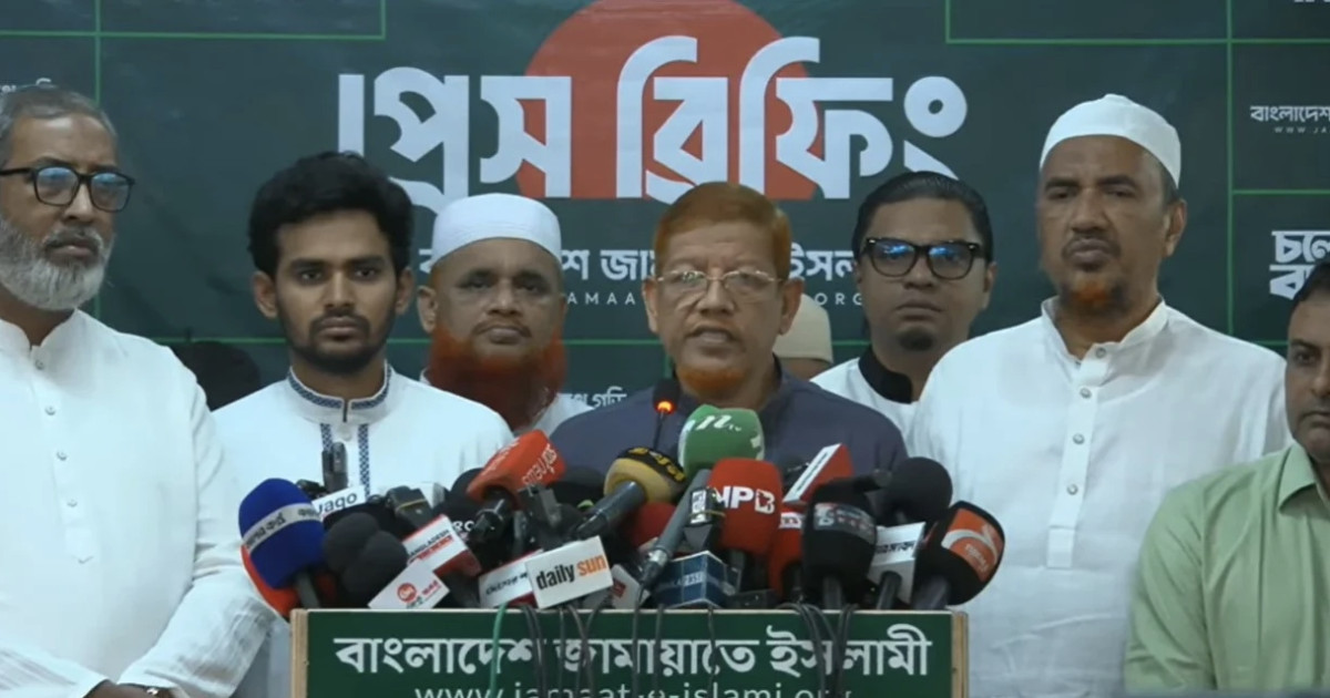 ছলচাতুরী করে সংস্কারকে ডাইভার্ট করার সুযোগ নেই; সংবাদ সম্মেলনে হামিদুর রহমান আযাদ