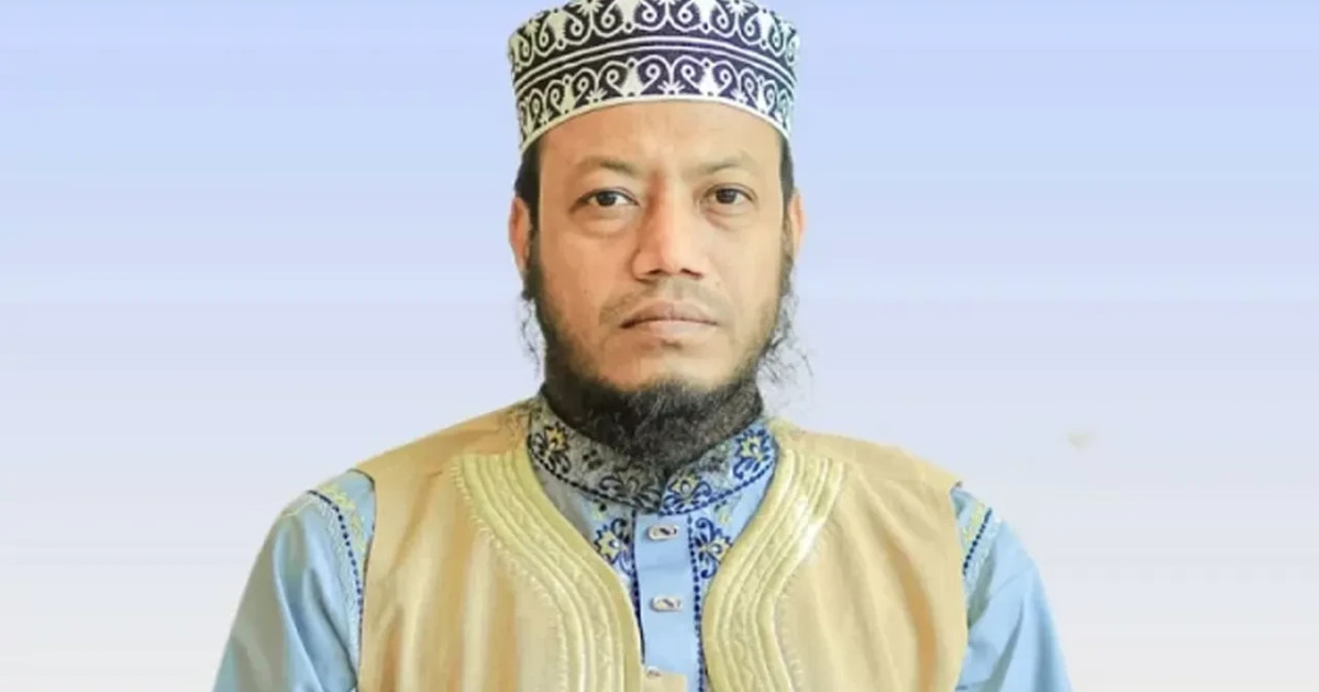 মুফতি আমির হামজার বিরুদ্ধে পত্রিকায় বিজ্ঞপ্তি প্রকাশের নির্দেশ
