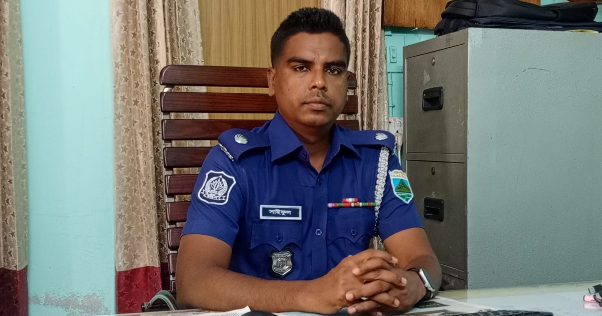 রায়গঞ্জে অপরাধ নিয়ন্ত্রণে সক্রিয় নেতৃত্বে সার্কেল এসপি সাইফুল ইসলাম খান