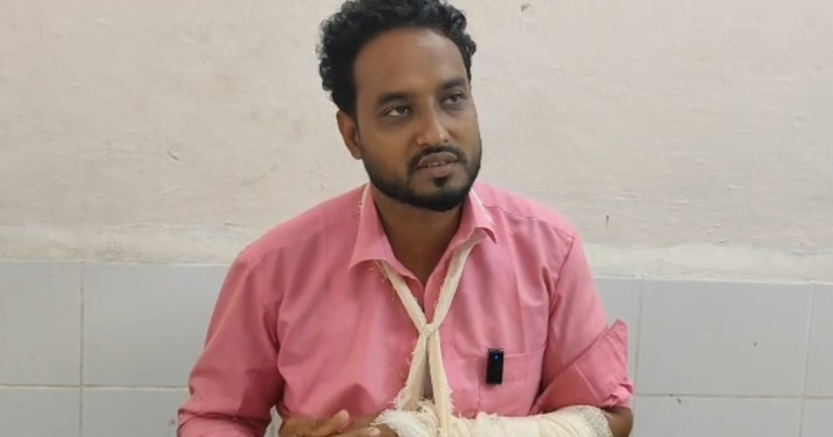 বেনাপোলে প্রকাশ্যে সাংবাদিক সেন্টুর ওপর হামলা, হত্যাচেষ্টার অভিযোগে মামলা