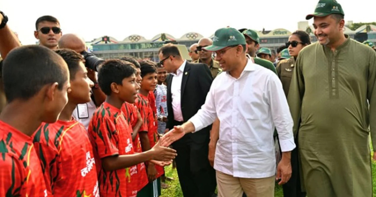 “খেলার মাঠে সাফল্য, পড়াশোনায়ও শীর্ষে যেতে হবে—শিক্ষার্থীদের প্রতি তারেক রহমানের আহ্বান”