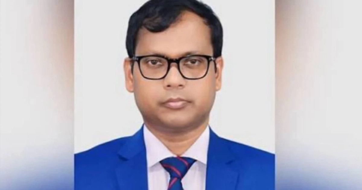 হঠাৎ বদলি সিলেটের ডিসি সারওয়ার আলম: জনপ্রশাসন মন্ত্রণালয়ে সংযুক্ত