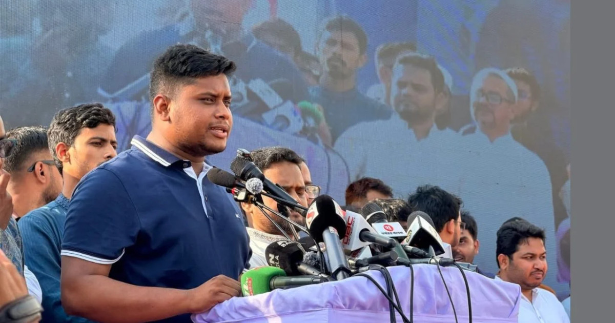 ‘ফার্মের মুরগিরা’ই আপনাকে শিক্ষামন্ত্রী বানিয়েছে: হাসনাত আব্দুল্লাহ