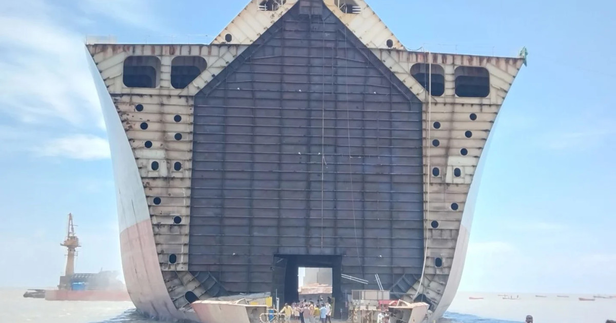 https://prothomdorpan.com/admin/fav-icon-logo/image/1761146741.250..125.jpg